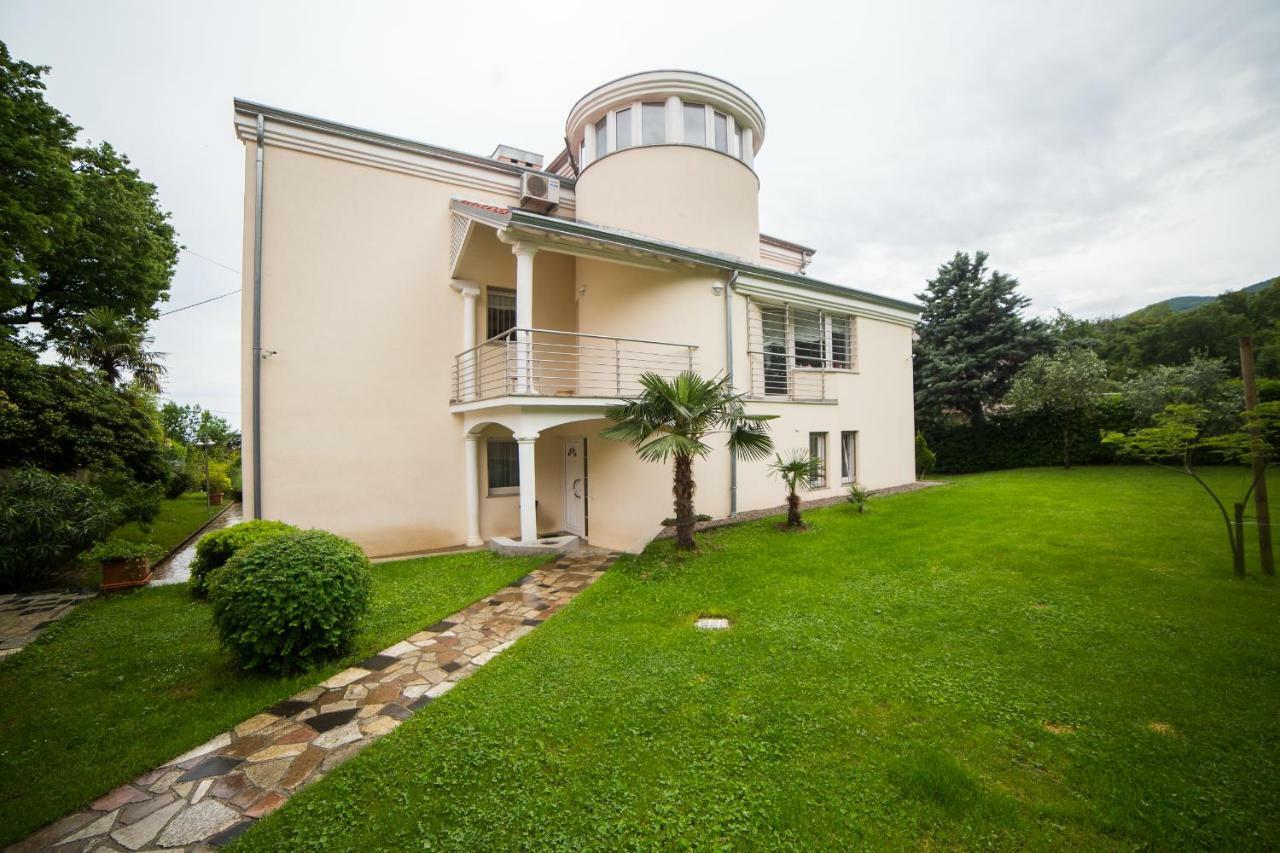 Apartments Villa Majda Matulji Exterior photo